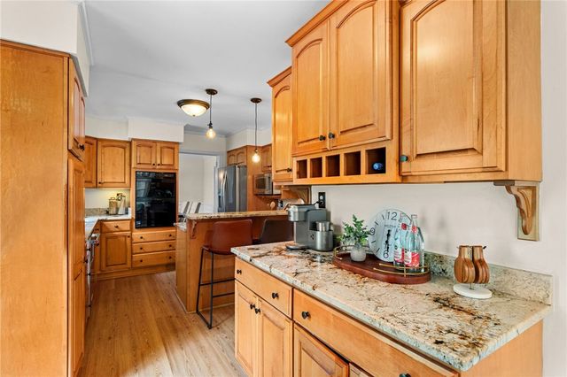 628 Westland Dr, Richland, PA 15044