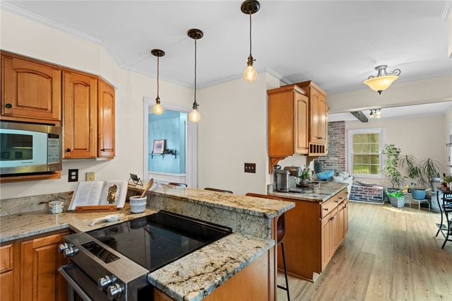 628 Westland Dr, Richland, PA 15044