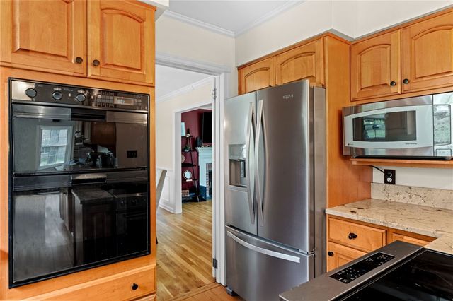628 Westland Dr, Richland, PA 15044