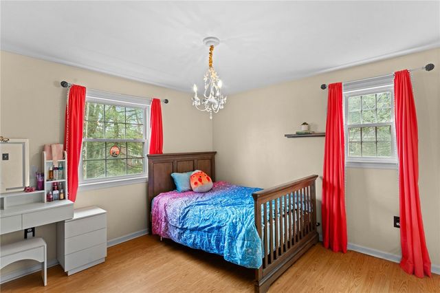 628 Westland Dr, Richland, PA 15044