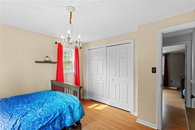 628 Westland Dr, Richland, PA 15044