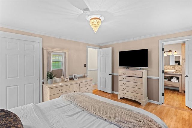 628 Westland Dr, Richland, PA 15044