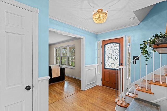 628 Westland Dr, Richland, PA 15044