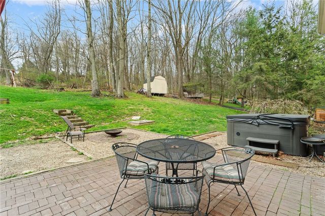 628 Westland Dr, Richland, PA 15044