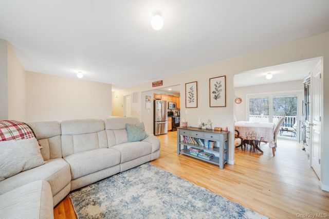 268 Holbrook Road, Ronkonkoma, NY 11779