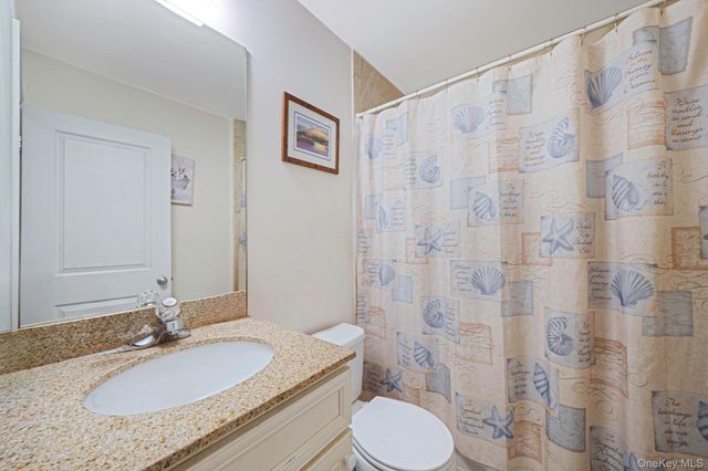 268 Holbrook Road, Ronkonkoma, NY 11779