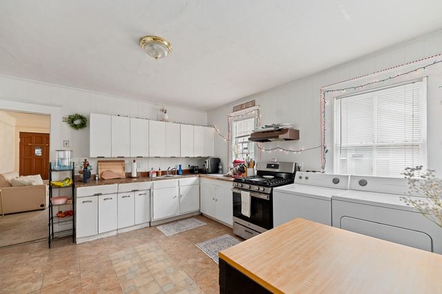 7 Gordon Street, Charleston, SC 29403