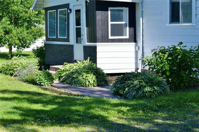 125 E Ingersoll Street, Boyd, WI 54726