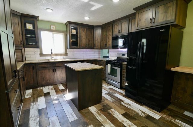 125 E Ingersoll Street, Boyd, WI 54726