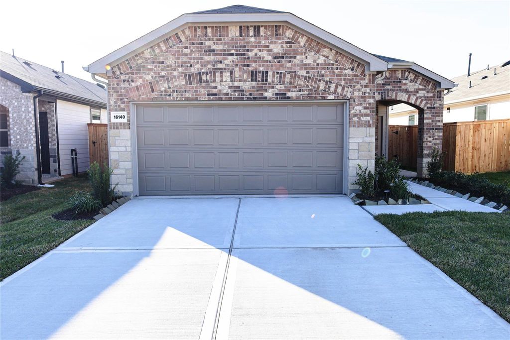 16140 Sepia Manor Street, Conroe, TX 77302