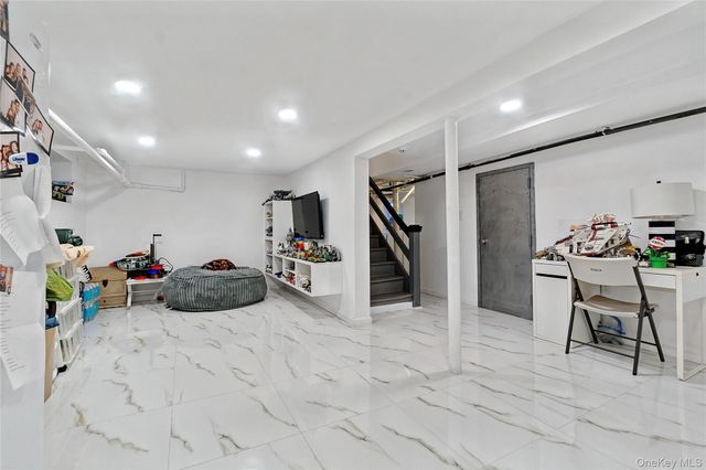 329 Beach 146th Street, Rockaway Park, NY 11694