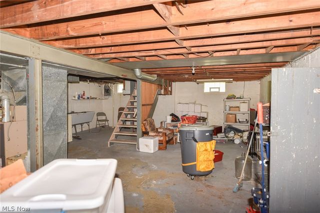 526 Ridge Road, Newton Falls, OH 44444