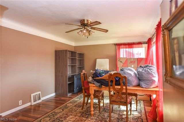 526 Ridge Road, Newton Falls, OH 44444
