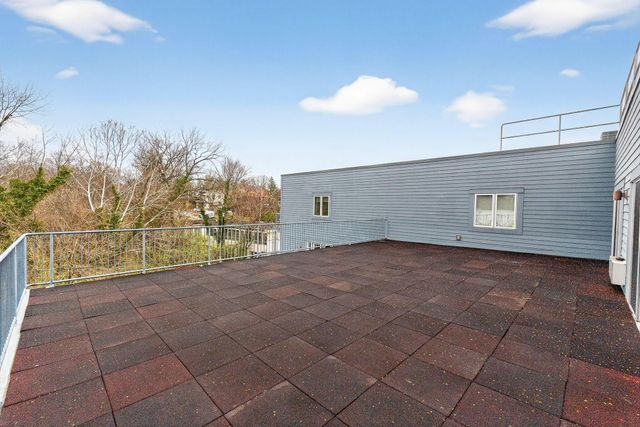 10 E Weber Road, 402, Columbus, OH 43202