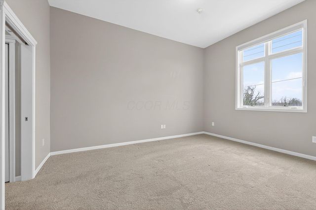 10 E Weber Road, 402, Columbus, OH 43202