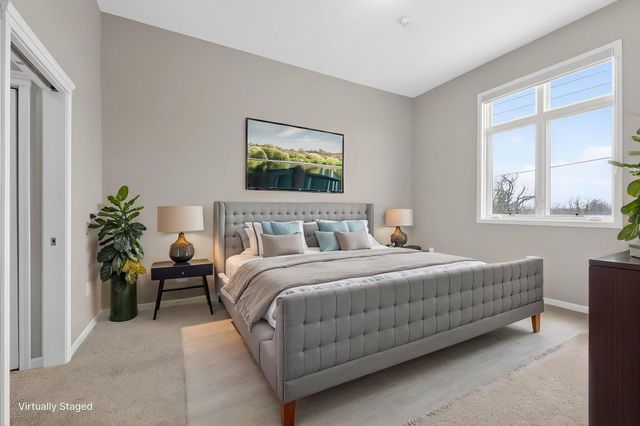 10 E Weber Road, 402, Columbus, OH 43202