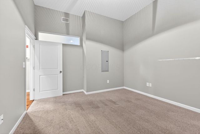 10 E Weber Road, 402, Columbus, OH 43202