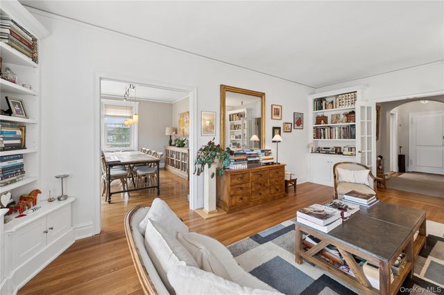 9 Tanglewylde Avenue 4B, Bronxville, NY 10708