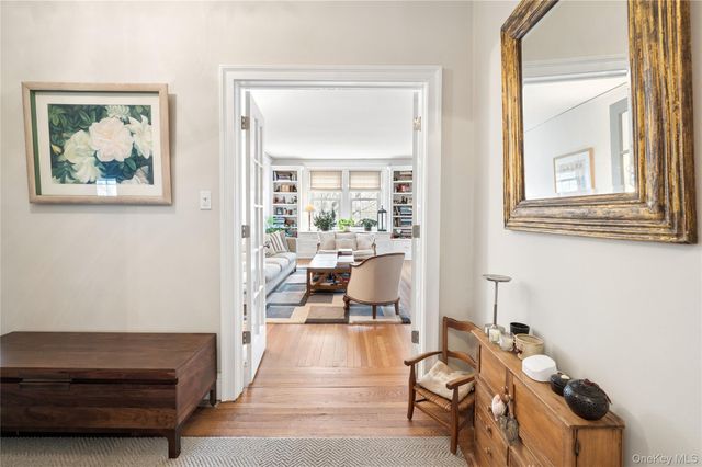 9 Tanglewylde Avenue 4B, Bronxville, NY 10708