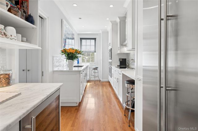 9 Tanglewylde Avenue 4B, Bronxville, NY 10708