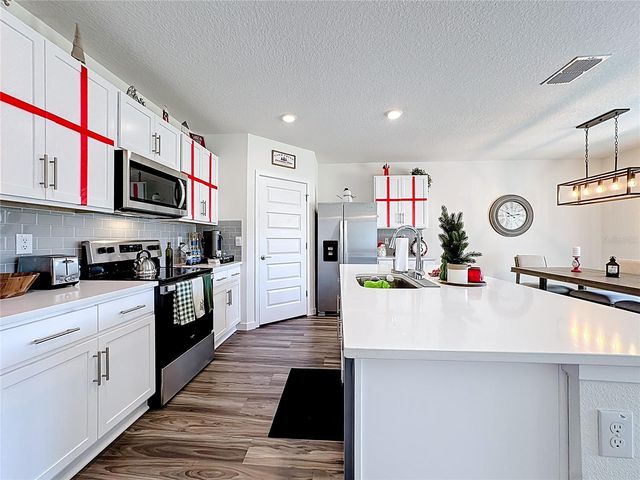 348 TALISI LOOP, St Cloud, FL 34771