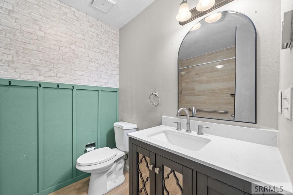 Image 11 of property listing at 549 E 1200 N, Shelley, ID 83274