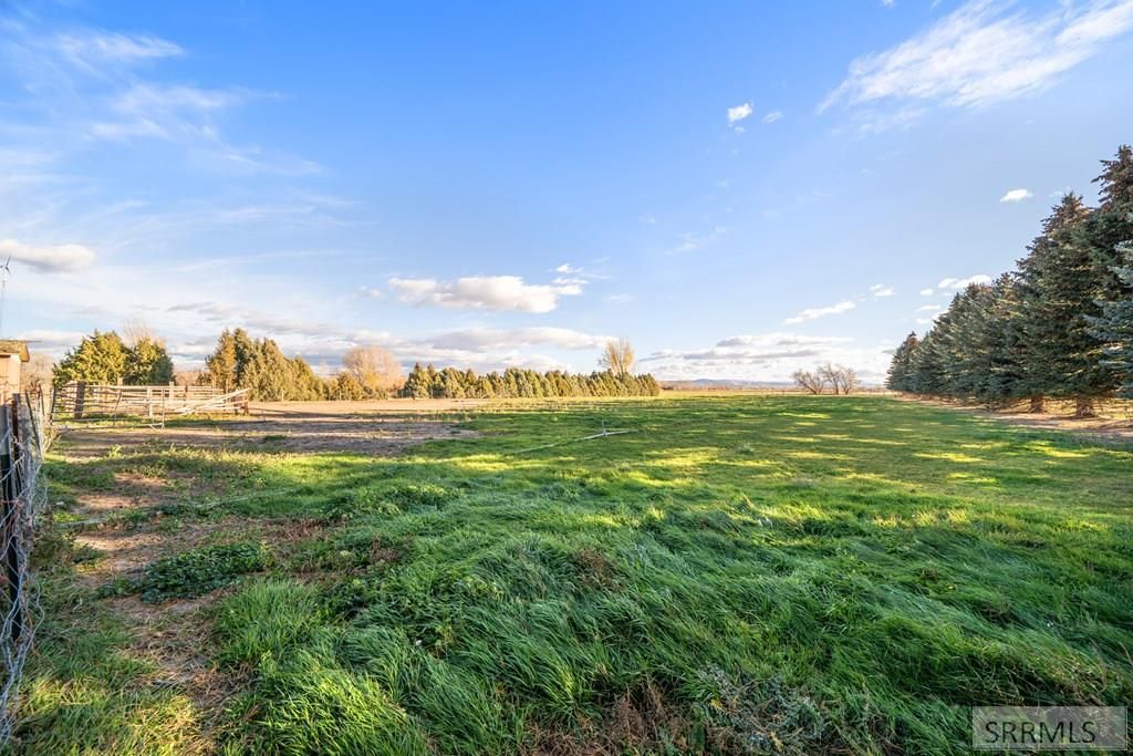 Image 24 of property listing at 549 E 1200 N, Shelley, ID 83274