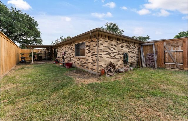 3321 Edgecliff Drive, Garland, TX 75043