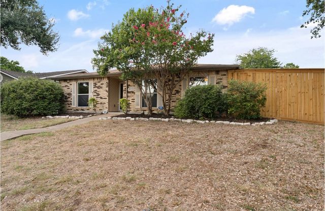 3321 Edgecliff Drive, Garland, TX 75043