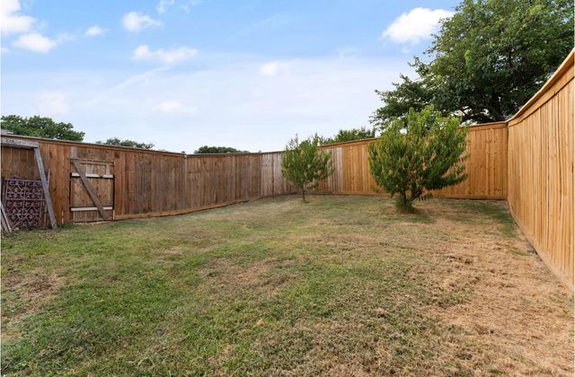 3321 Edgecliff Drive, Garland, TX 75043