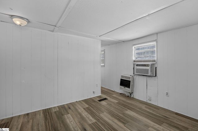 204 Hiles Street, Easley, SC 29642