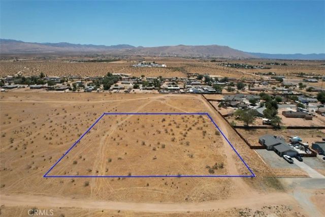 29 Little Beaver, Apple Valley, CA 92307