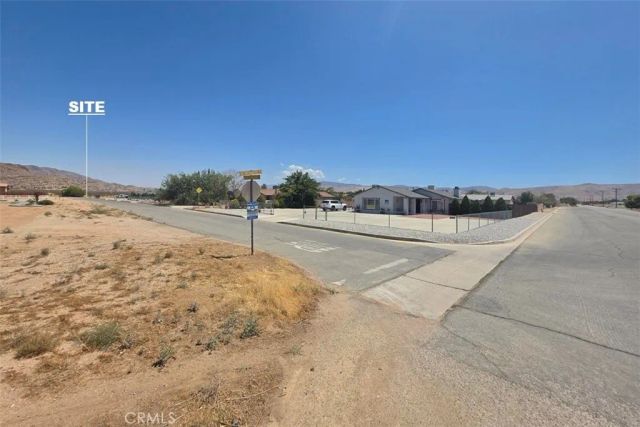 29 Little Beaver, Apple Valley, CA 92307