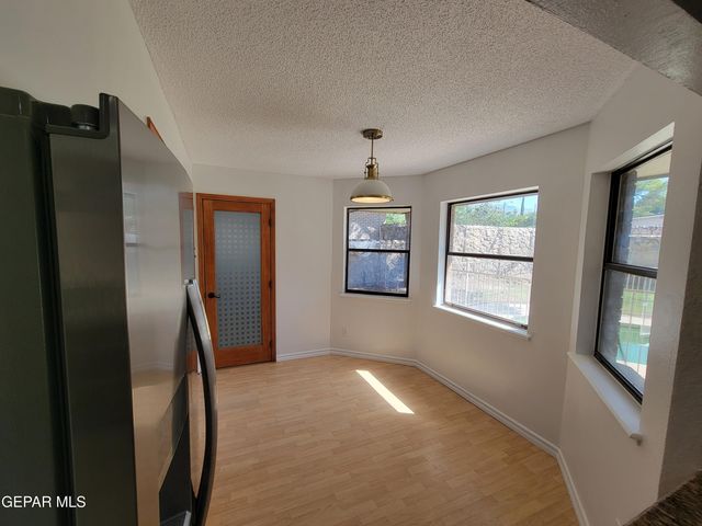 6836 ORIZABA Avenue, El Paso, TX 79912