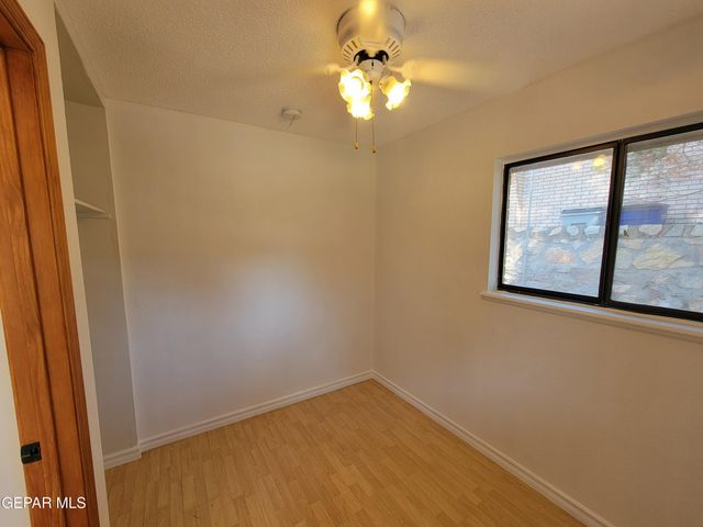 6836 ORIZABA Avenue, El Paso, TX 79912