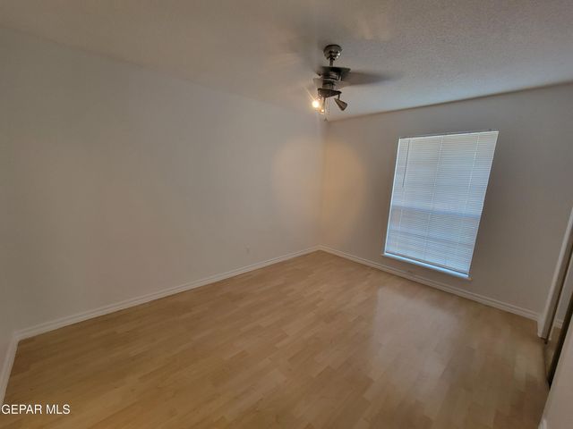 6836 ORIZABA Avenue, El Paso, TX 79912