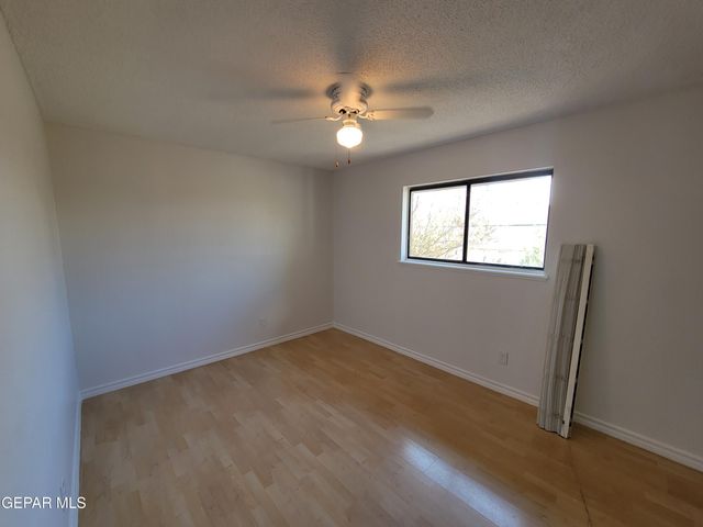 6836 ORIZABA Avenue, El Paso, TX 79912