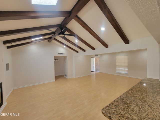 6836 ORIZABA Avenue, El Paso, TX 79912