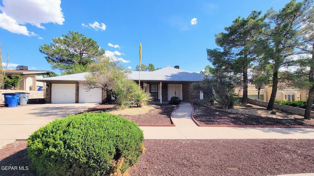 6836 ORIZABA Avenue, El Paso, TX 79912