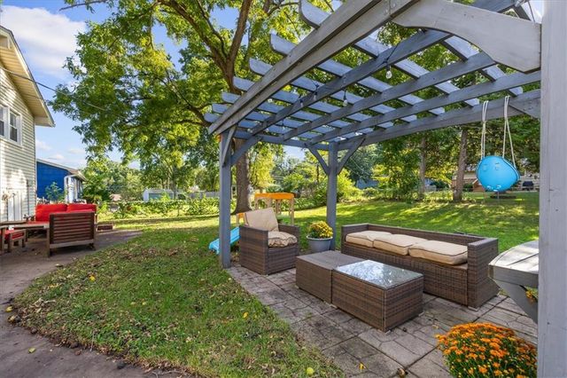 7114 Larsen Street, Shawnee, KS 66203