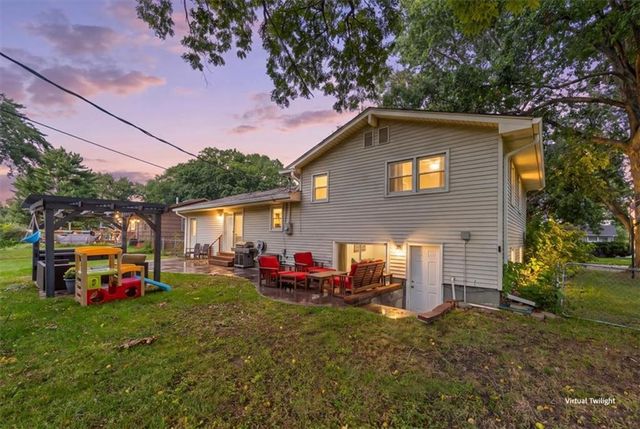7114 Larsen Street, Shawnee, KS 66203