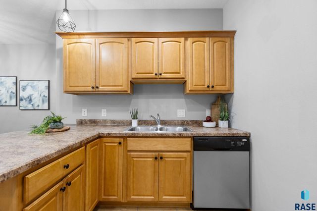 635 E Brian St Street, Tea, SD 57064