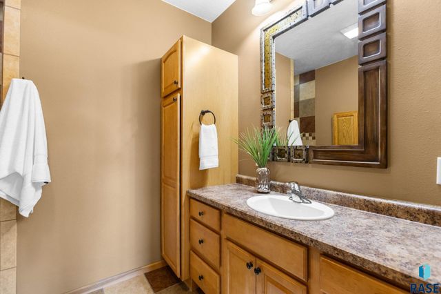 635 E Brian St Street, Tea, SD 57064