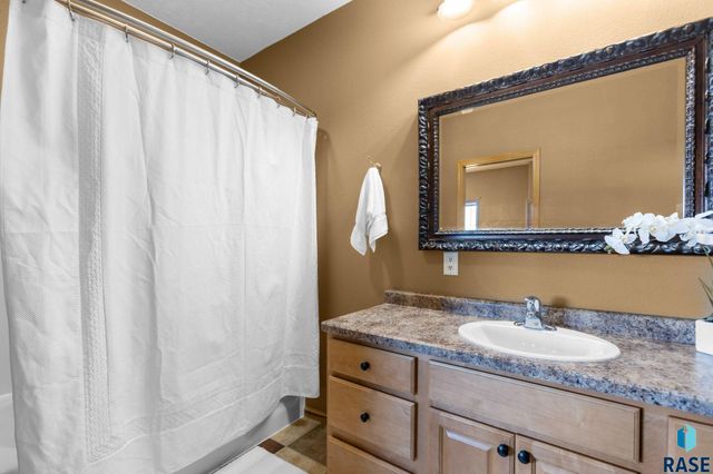 635 E Brian St Street, Tea, SD 57064