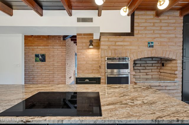 6944 N Vista Place, Tucson, AZ 85704