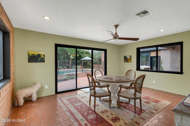 6944 N Vista Place, Tucson, AZ 85704
