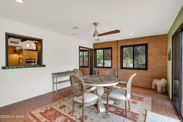 6944 N Vista Place, Tucson, AZ 85704