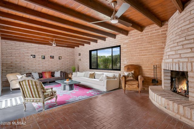 6944 N Vista Place, Tucson, AZ 85704