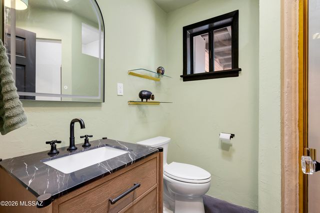 6944 N Vista Place, Tucson, AZ 85704