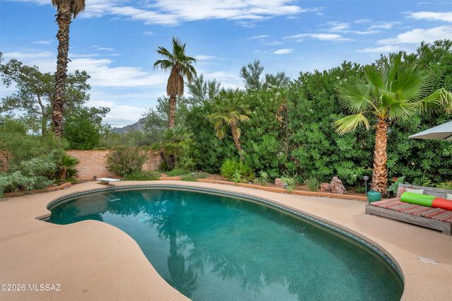 6944 N Vista Place, Tucson, AZ 85704